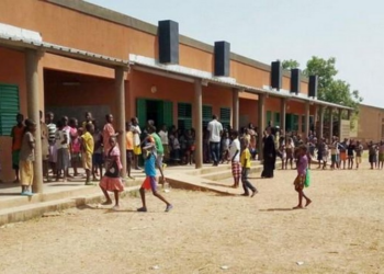 Rentrée scolaire 2024-2025 dans un contexte de crise sociale profonde au Mali.