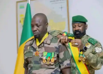 Mali : Modibo Koné, Directeur de l’Agence de la Sécurité d’État, reçoit enfin ses galons après une absence remarquée