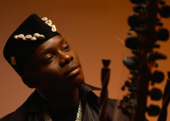 La Musique Malienne à l’Honneur : Sidiki Diabaté à Paris La Défense Arena
