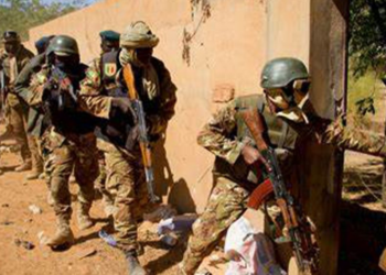 Mali : l’armée neutralise des colonnes terroristes après une attaque à Boulkessi