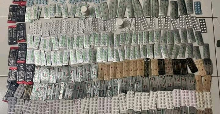 Magnambougou : arrestation de deux individus en possession de munitions et de produits psychotropes